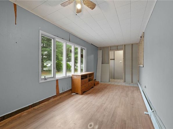 warwick-rhode-island-66003607 picture