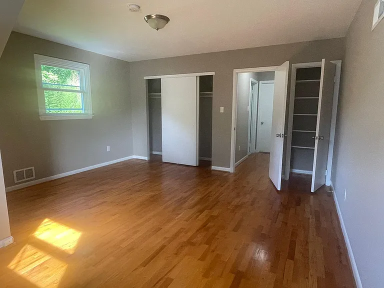 5011 River Rd — Photo 17