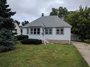 812 S 97th St, West Allis, WI 53214