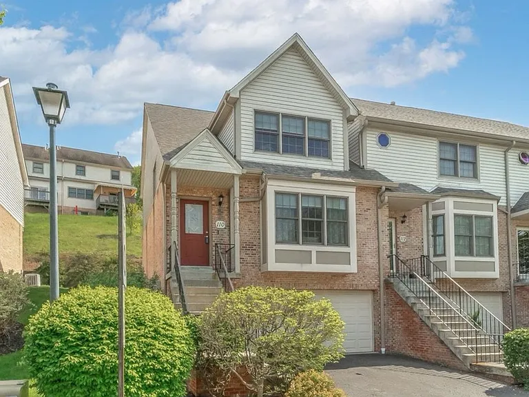 110 Woodcrest Dr — Photo 2