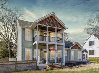 102 Savannahs Way, Kings Mountain, NC 28086