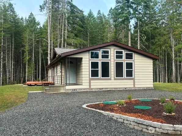 797 NE Blacksmith Drive, Belfair, WA 98528