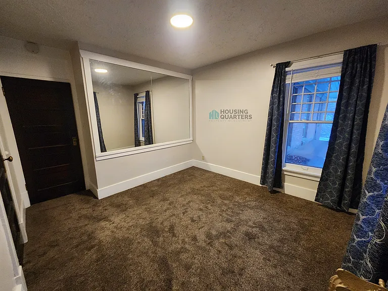 1414 N Lincoln St #7 — Photo 7