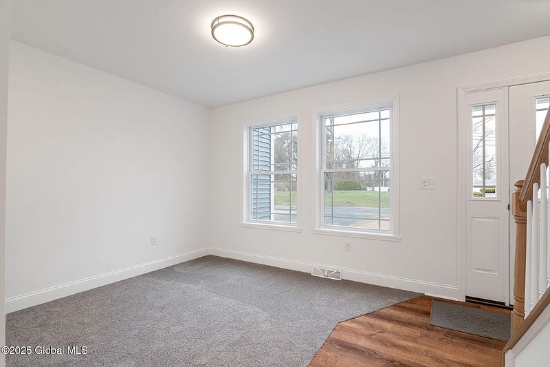 4th image of 2024 Parklawn Avenue
