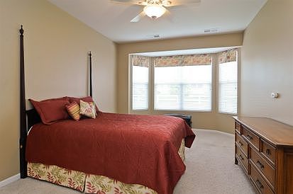 4th image of 3226 Hutchinson Ln