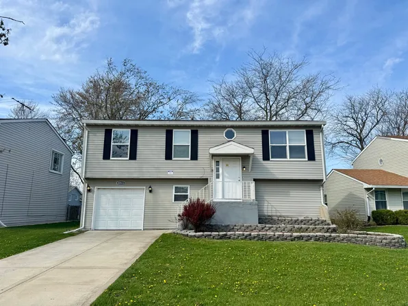 20513 S Acorn Ridge Dr, Frankfort, IL 60423