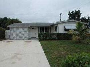 932 Balfrey Dr S, West Palm Beach, FL 33413