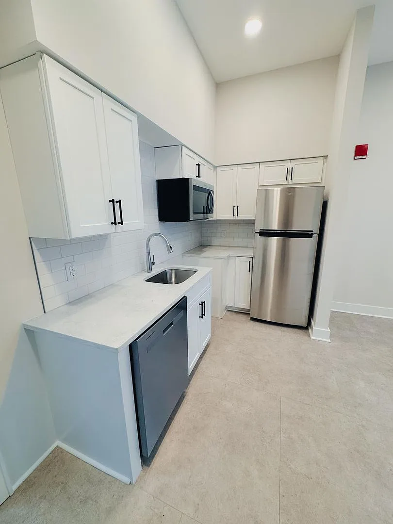 Chatham Place Apartments — Photo 3