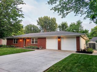23 Wilson Dr, Carmel, IN