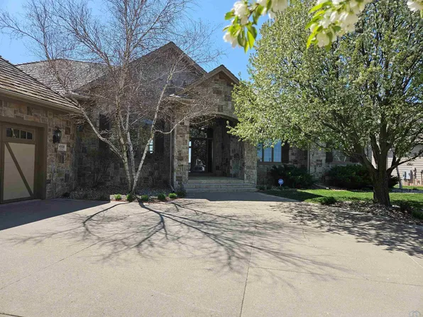 4508 Stoneridge Point, Sioux City, IA 51106