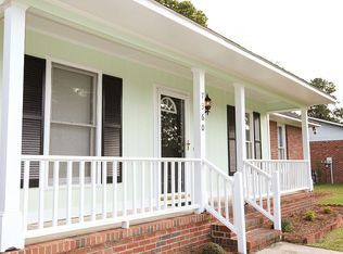 7360 Pebblebrook Dr, Fayetteville, NC 28314