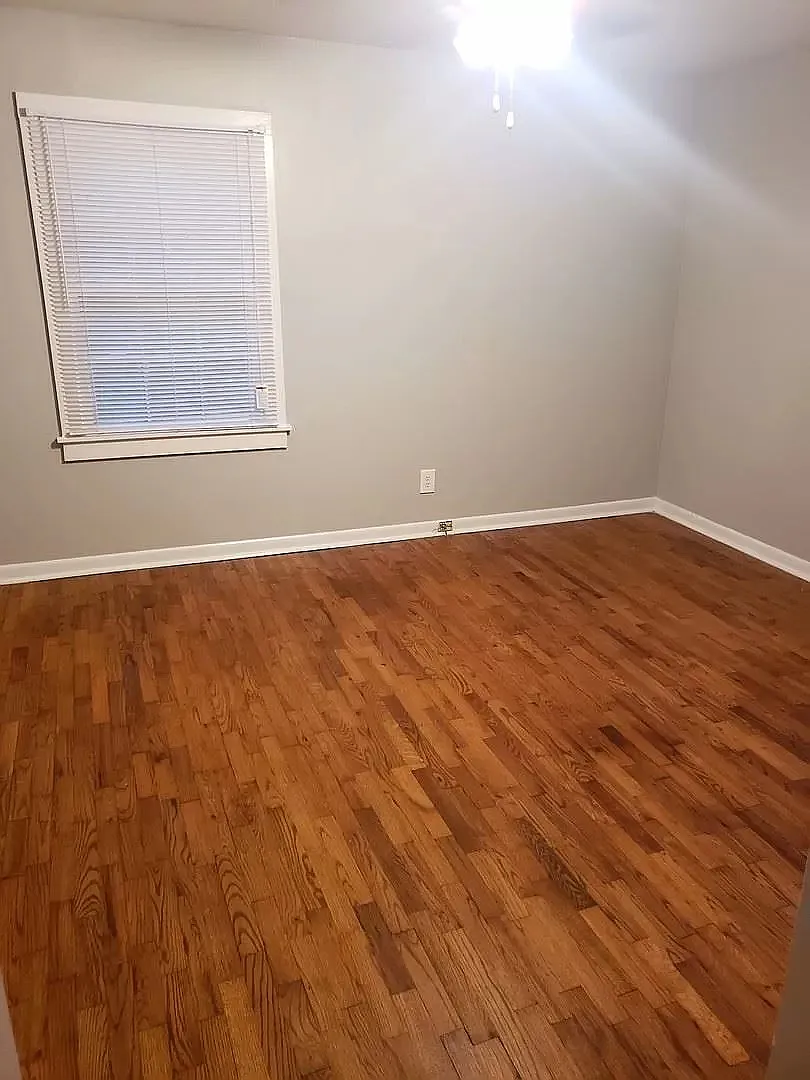 $500 off first months rent! — Photo 4