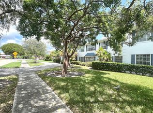 6750 NE 21st Rd, Fort Lauderdale, FL 33308