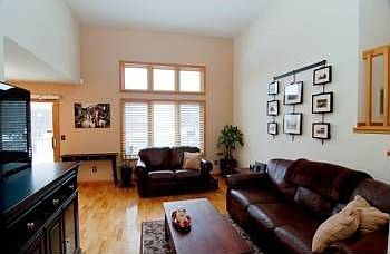5th image of 18502 Schroeder Pl