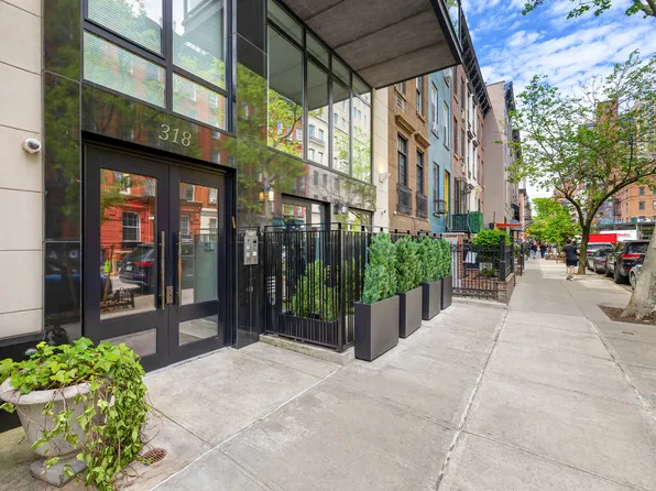 318 East 81st Street 1 image 13 of 14
