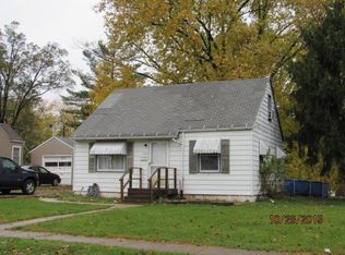 1615 Hulin St, Rockford, IL 61102