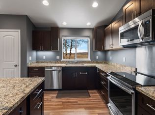 314 Farmall Ln, Manhattan, MT 59741