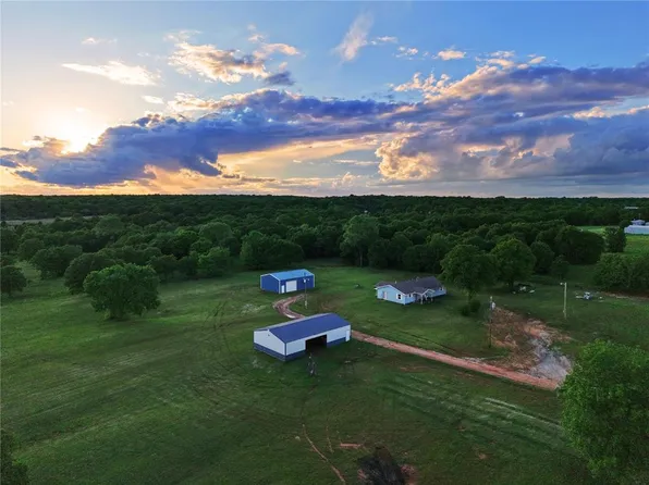 35614 Martin Rd, Wanette, OK 74878