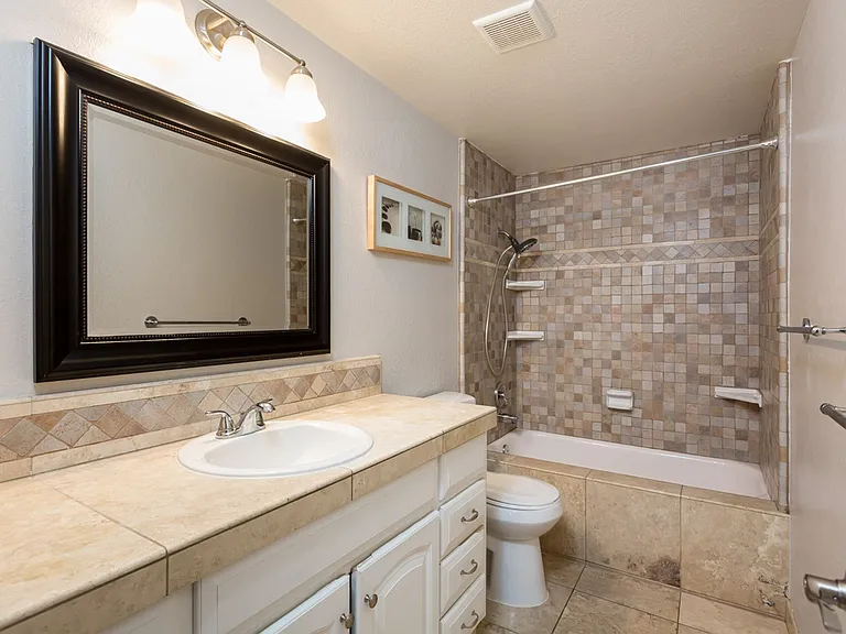 5564 Lone Star Dr — Photo 19