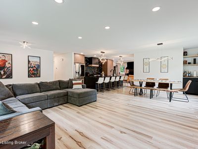 2527 Windsor Forest Dr, Louisville, KY, 40272