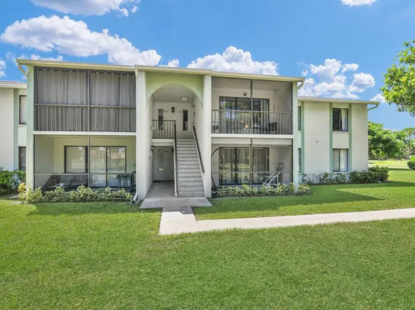 3744 Savoy Lane #E2, West Palm Beach, FL 33417