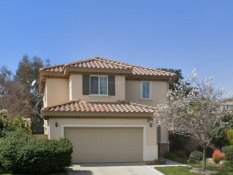 32347 Fernleaf Dr — Photo 1