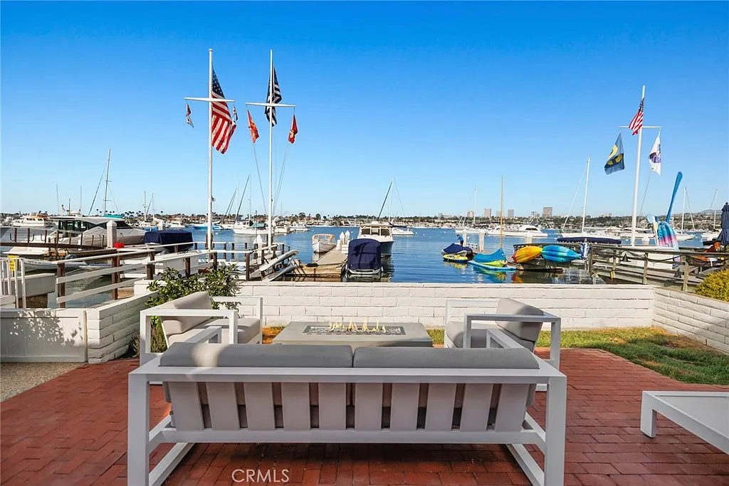 4 bed, 2552 sqft, $40,000 — Photo 3