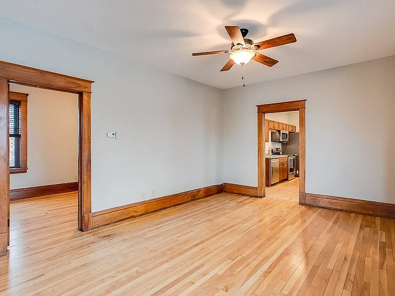 1360 Dale St N — Photo 16
