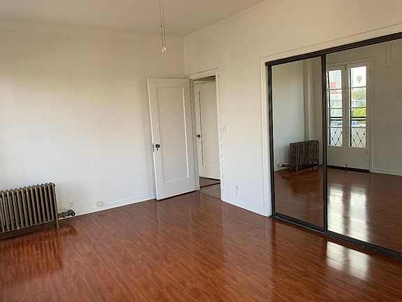 4th image of 801 S Gramercy Dr #408