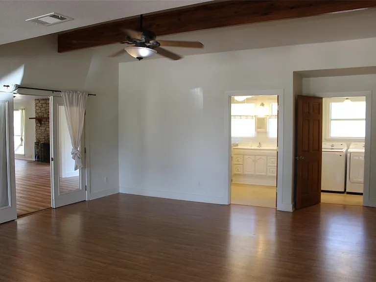 630 Hillsedge Rd — Photo 5