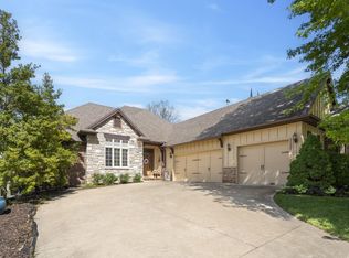 841 E Grafton Dr, Nixa, MO 65714