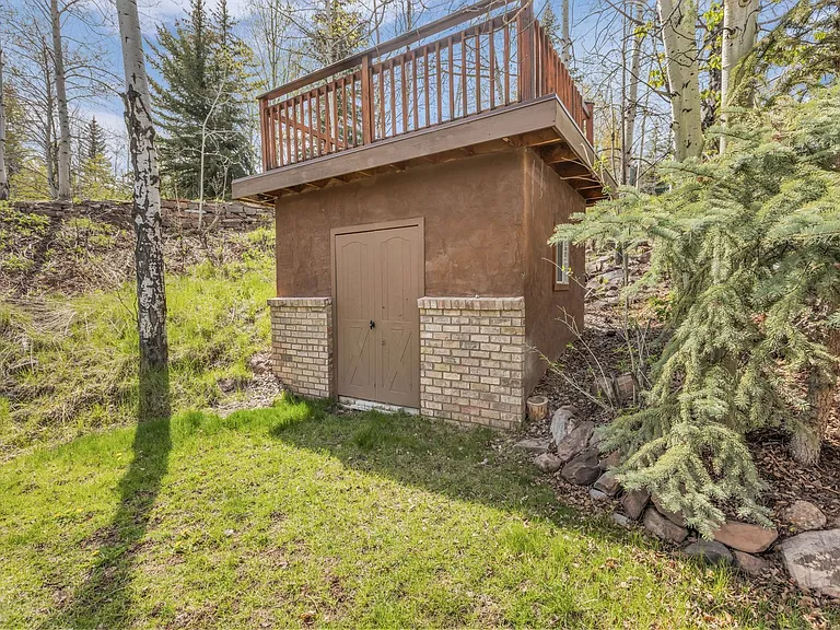 7346 Pinebrook Rd — Photo 38