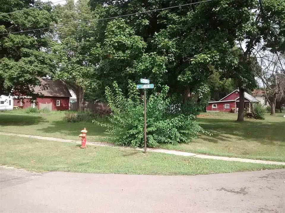 2nd image of 303 W Franklin St