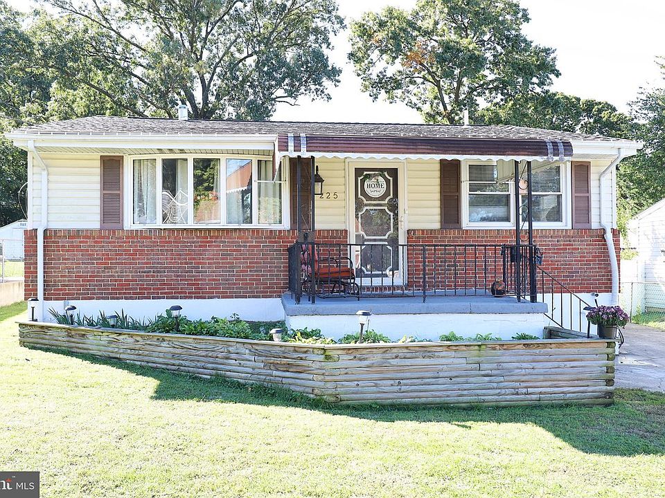 1st image of 225 Oberle Ave