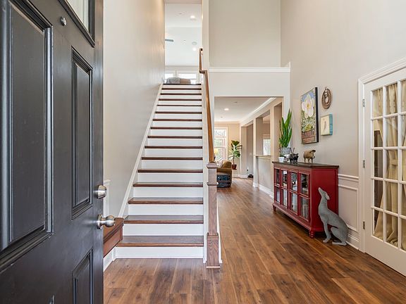 4th image of 2301 Arbor Pointe Way