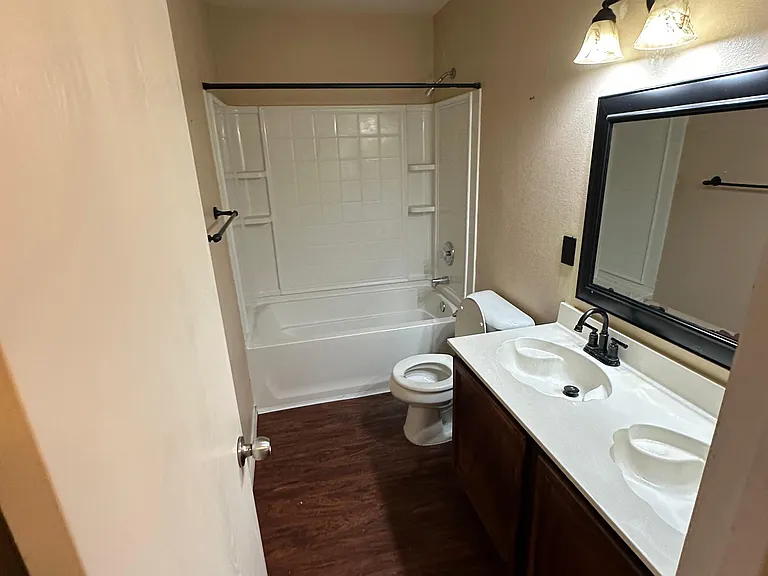 9233 Cheswick Dr — Photo 12