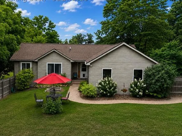 2671 Judah Rd, Orion, MI 48359