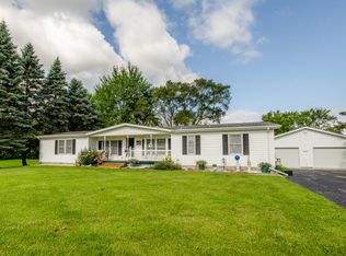 605 N Elm St, Three Oaks, MI 49128
