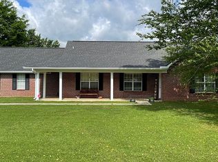 9011 Collinsville Rd, Collinsville, MS 39325