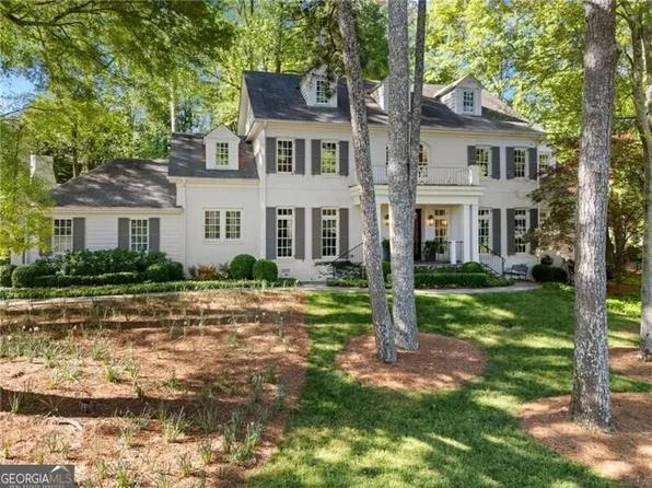 2591 Hyde Manor Dr NW, Atlanta, GA 30327