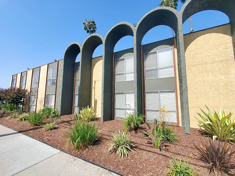 Greentree Apartments — Photo 12