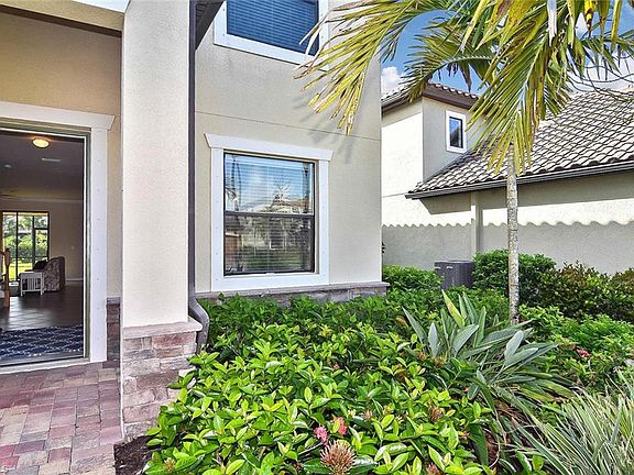 3rd image of 13575 San Georgio Dr