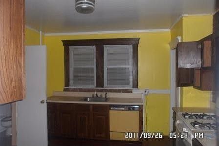 4th image of 24 Watchung Ave