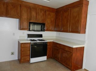 271 Fieldstone Way APT D, Simi Valley, CA 93065