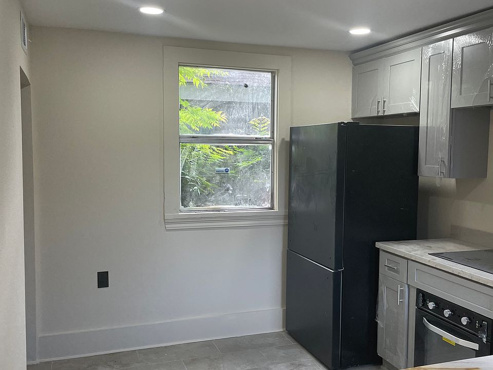 1st image of 1209 Casa Calvo St
