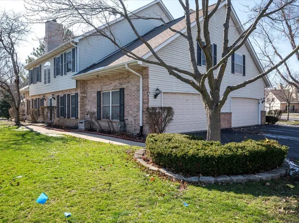 1476 Laurel Oaks Dr, Streamwood, IL 60107