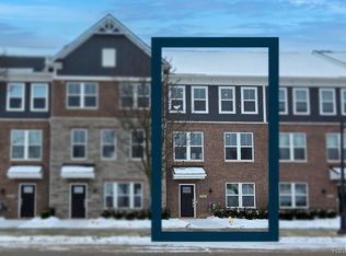 43102 Atwood Ave, Novi, MI 48375