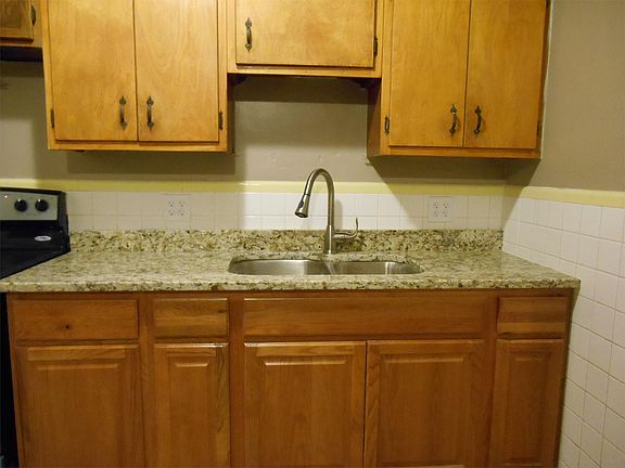 5th image of 2568 Westwood Northern Blvd APT 1