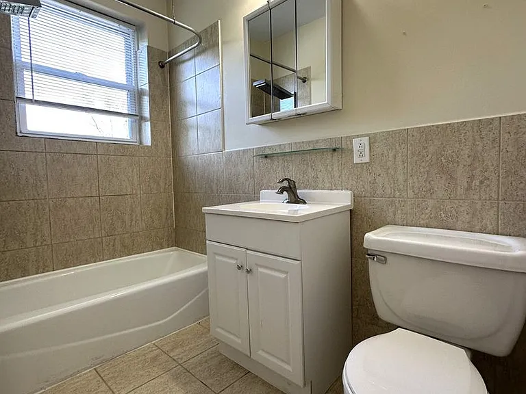 Cloverly Park Apartments - Renovated Apartments in East Falls — Photo 39