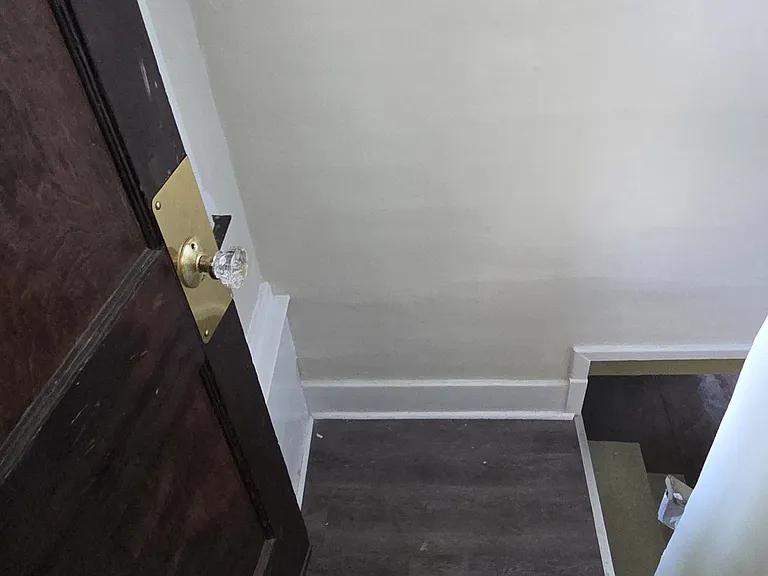2201 Bashford Manor Ln — Photo 34